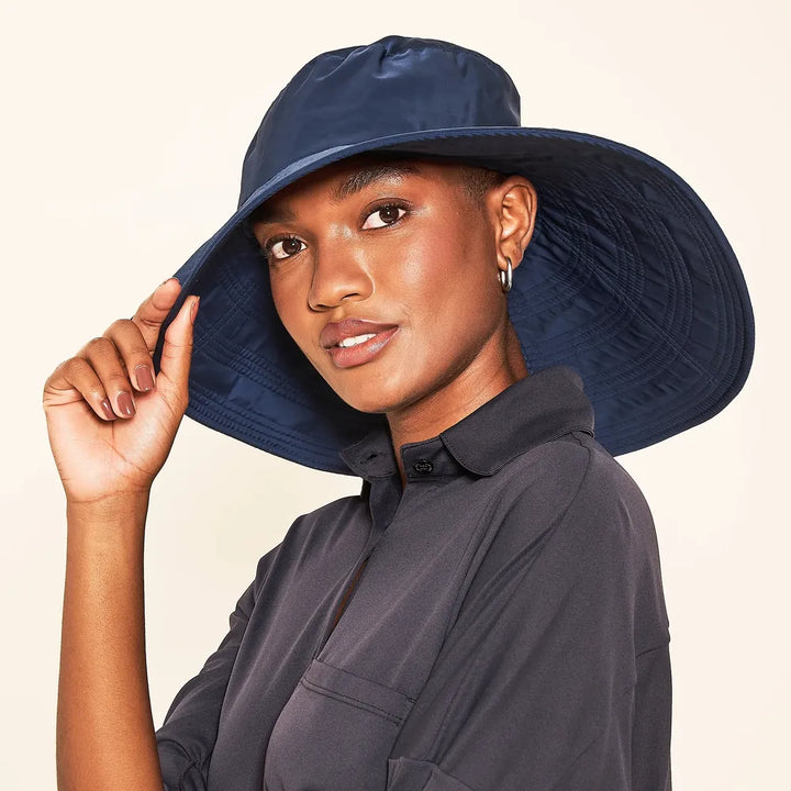 Sombrero Beverly Hills Marino con UPF50+